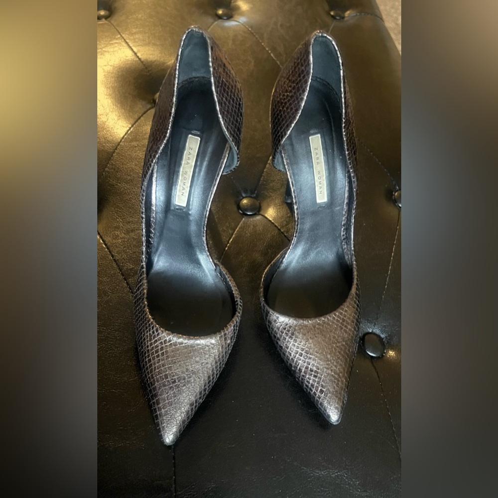 Zara Brown Snake-Effect Pointed Toe Pumps Size 38